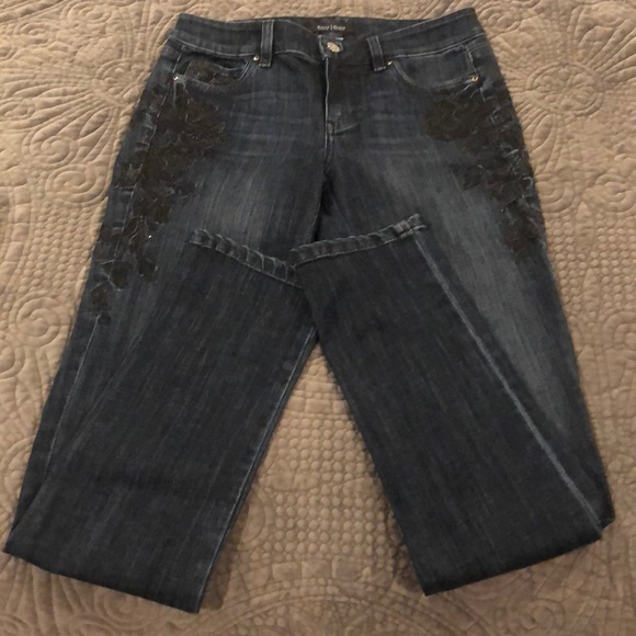 WHBM APPLIQUÉ JEANS - Picture 2 of 11